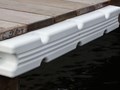  - Protectie ponton 100x12x7cm; disponibile pe culoare alba sau albastra
Detalii la http://www.marine-shop.ro/protectie-ponton-2-127786.p.html