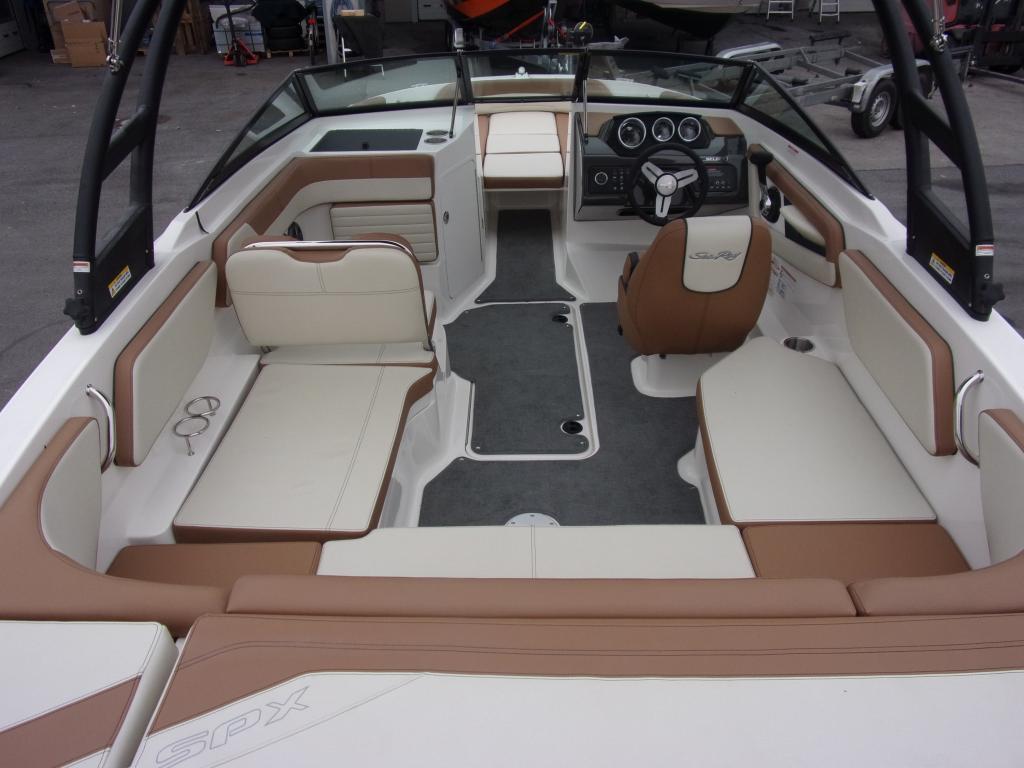  -  http://www.marine-shop.ro/searay-21-spx-waketower-132187.p.html