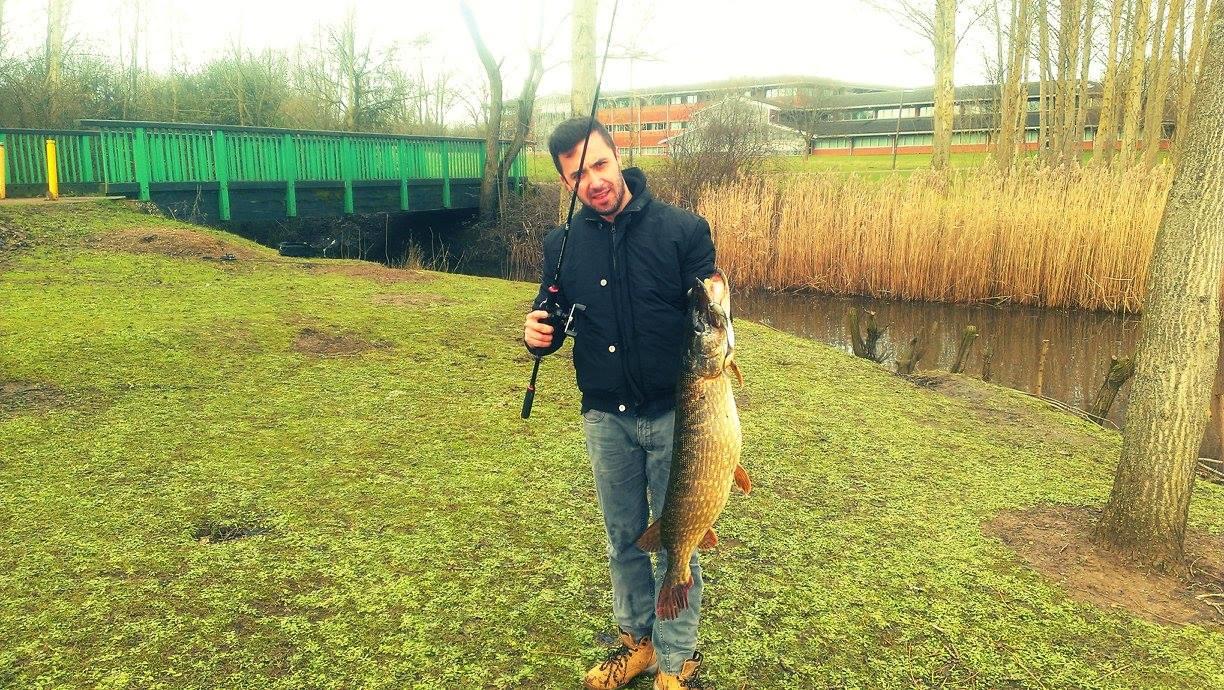 street fishing - stiuca4.jpg